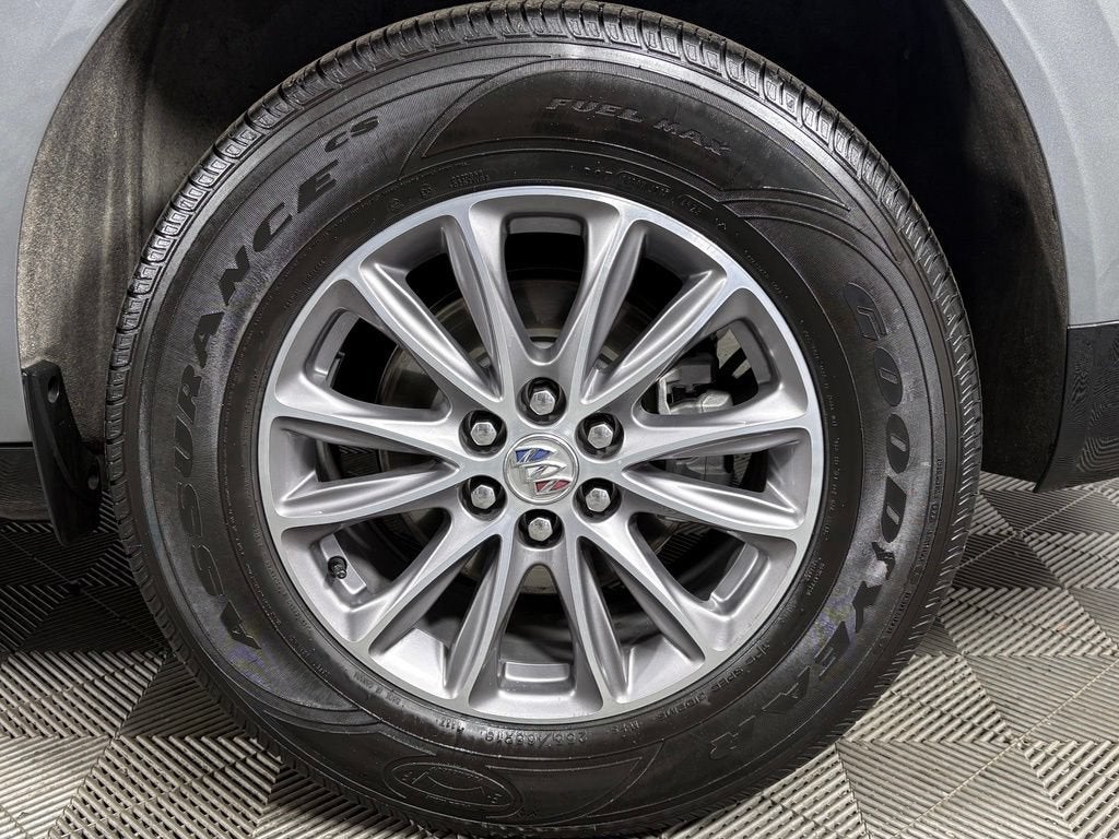 2024 Buick Enclave Essence
