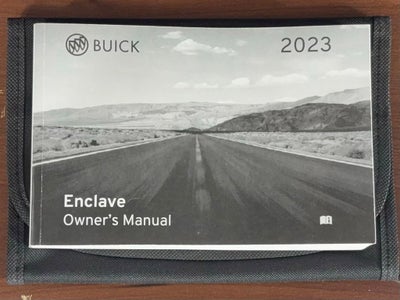 2023 Buick Enclave Essence