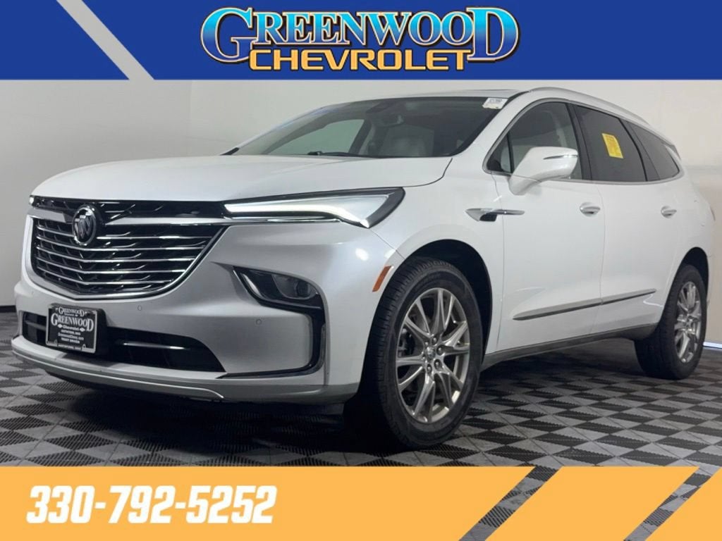 2023 Buick Enclave Essence