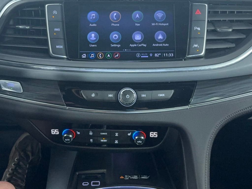 2023 Buick Enclave Essence