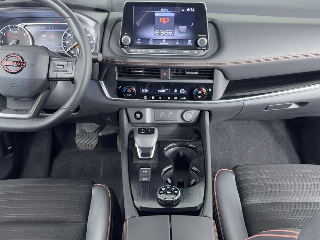 2025 Nissan Rogue Rock Creek