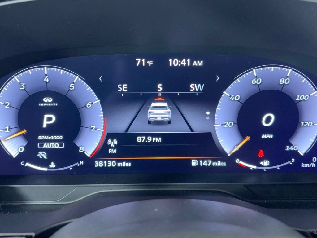 2023 INFINITI QX60 LUXE