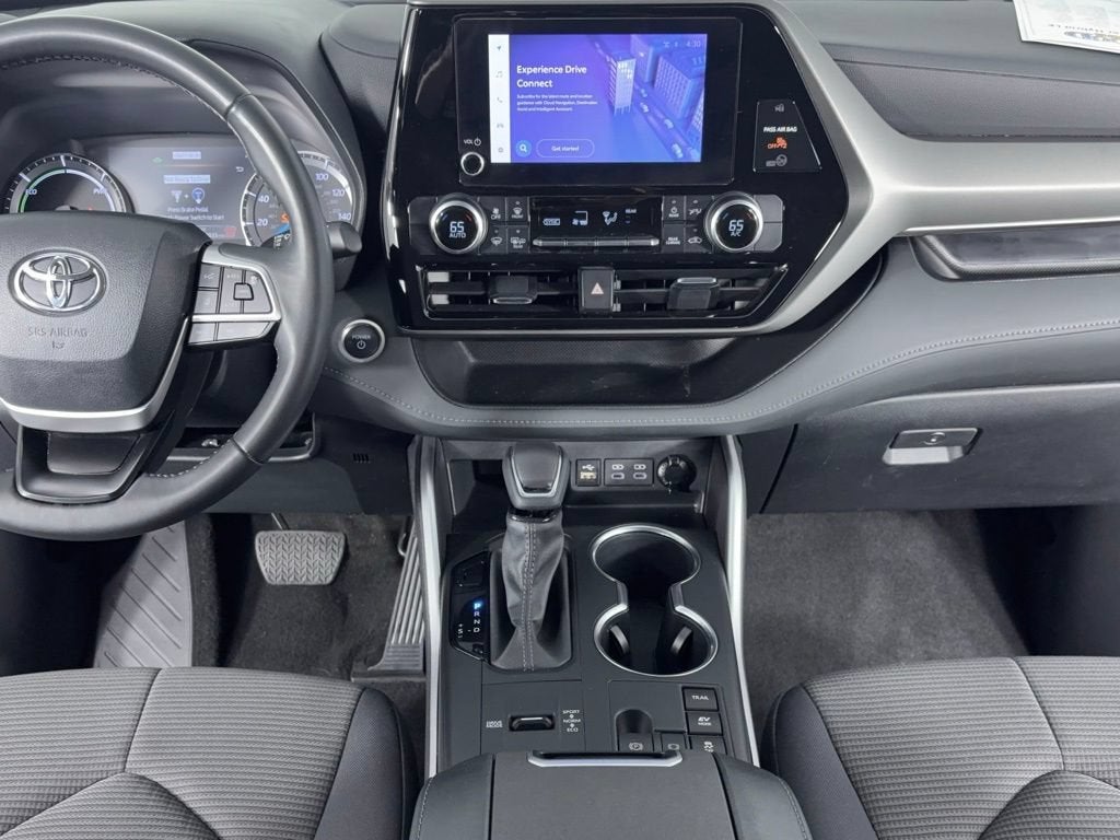 2024 Toyota Highlander Hybrid LE