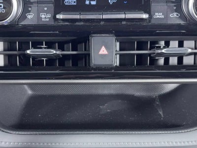 2024 Toyota Highlander Hybrid LE