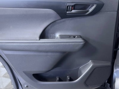 2024 Toyota Highlander Hybrid LE