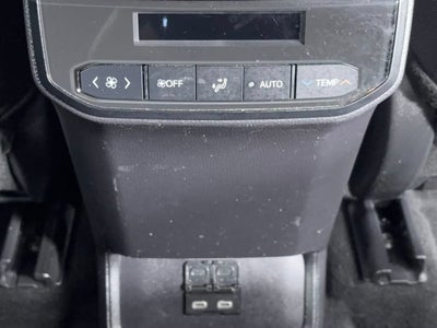 2024 Toyota Highlander Hybrid LE