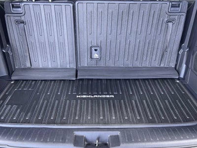 2024 Toyota Highlander Hybrid LE
