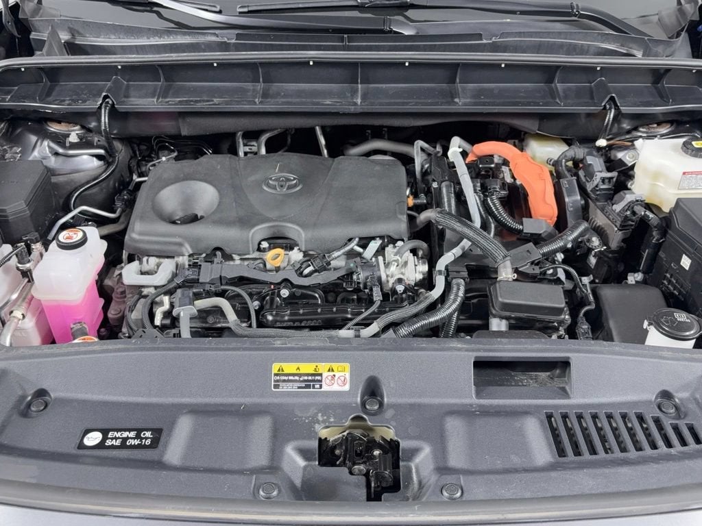 2024 Toyota Highlander Hybrid LE