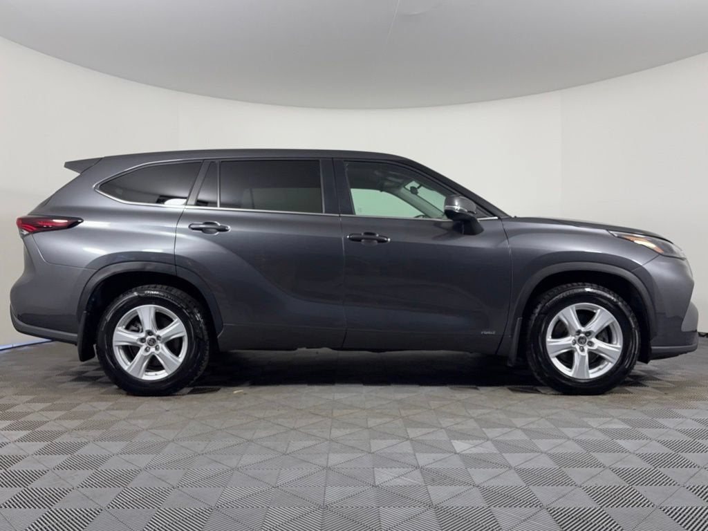 2024 Toyota Highlander Hybrid LE