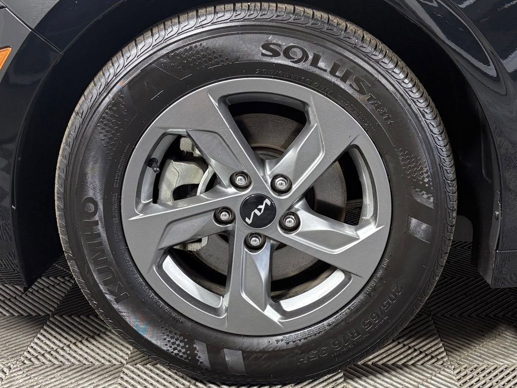 2023 Kia K5 LXS