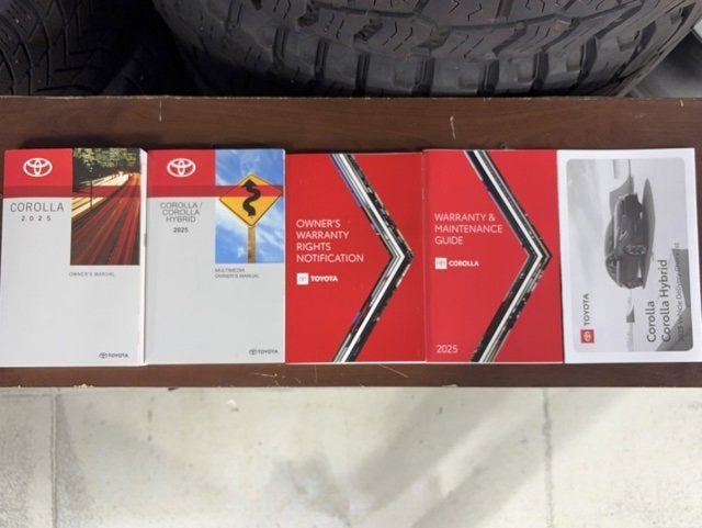 2025 Toyota Corolla SE