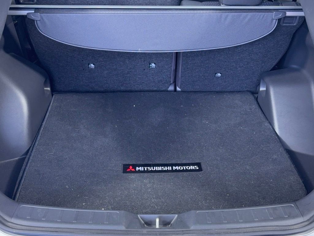 2025 Mitsubishi Eclipse Cross LE