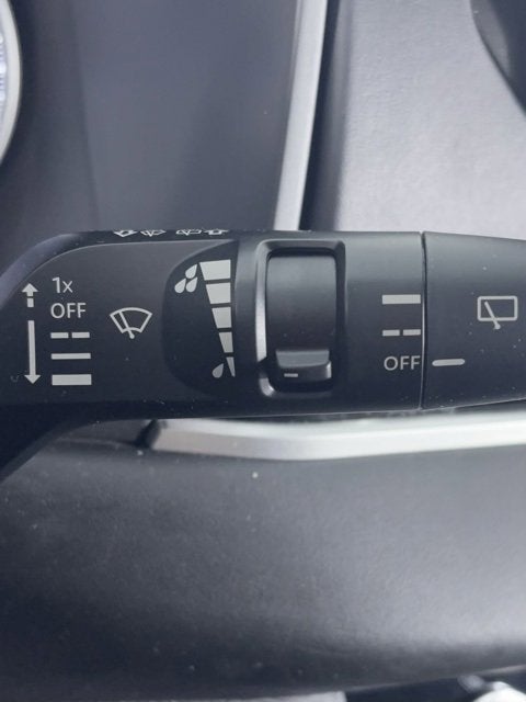 2023 Mitsubishi Outlander ES