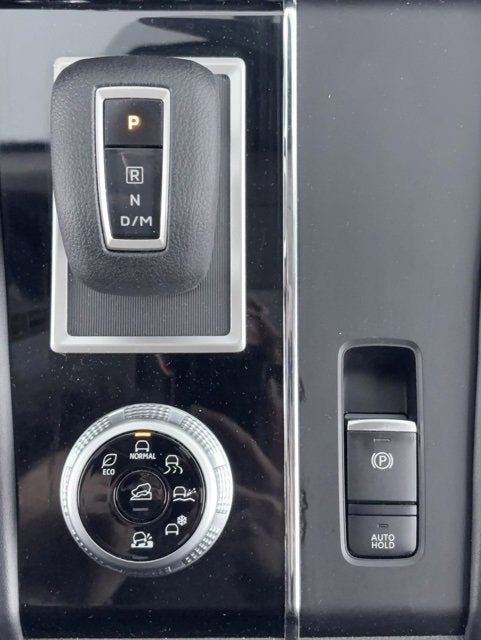 2023 Mitsubishi Outlander ES