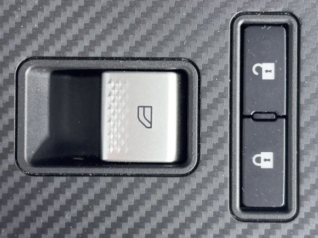 2023 Mitsubishi Outlander ES