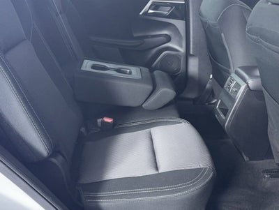 2023 Mitsubishi Outlander ES