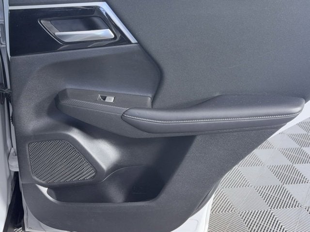 2023 Mitsubishi Outlander ES