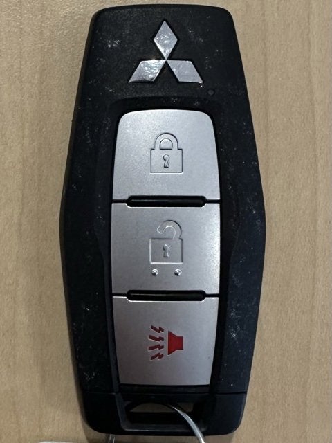 2023 Mitsubishi Outlander ES