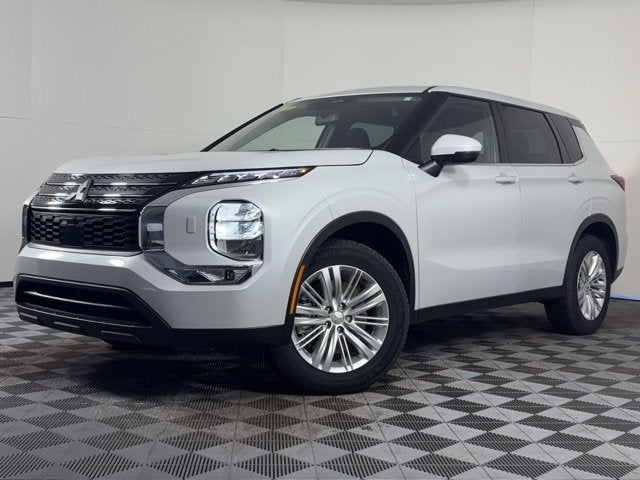 2023 Mitsubishi Outlander ES