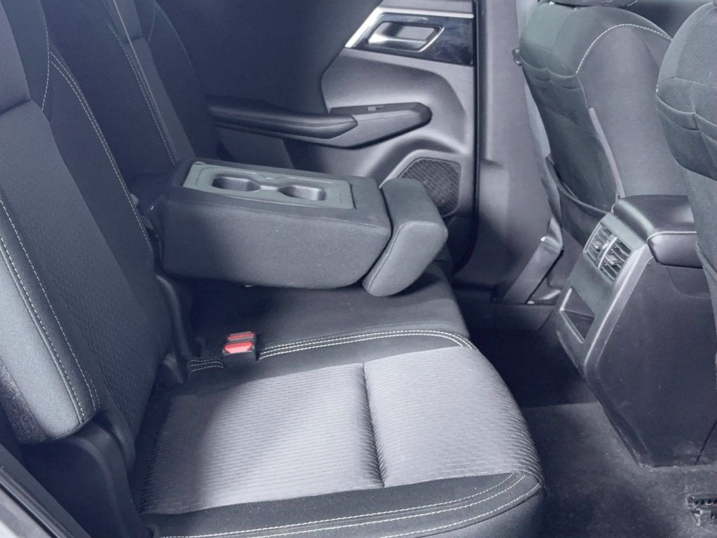 2022 Mitsubishi Outlander ES