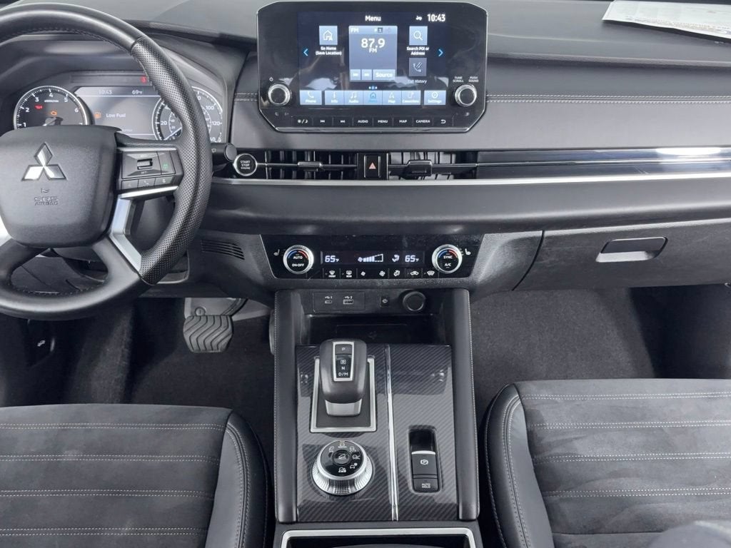 2022 Mitsubishi Outlander SE