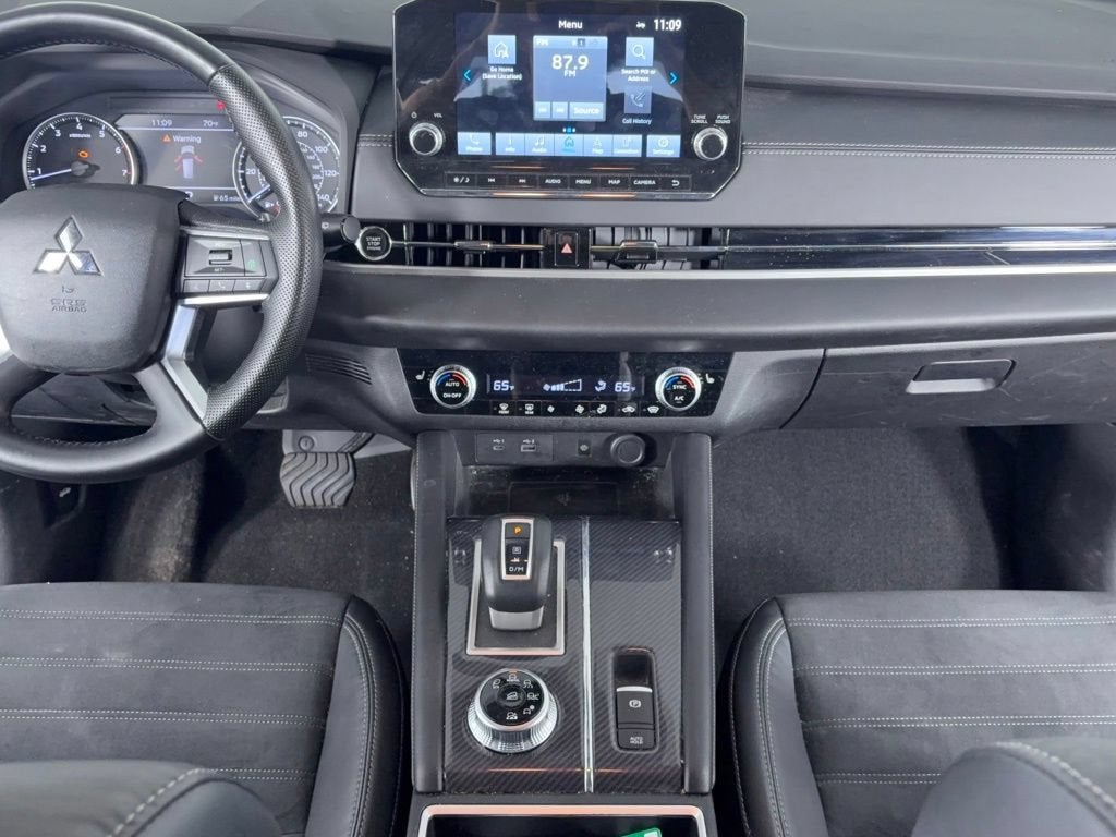 2022 Mitsubishi Outlander SE