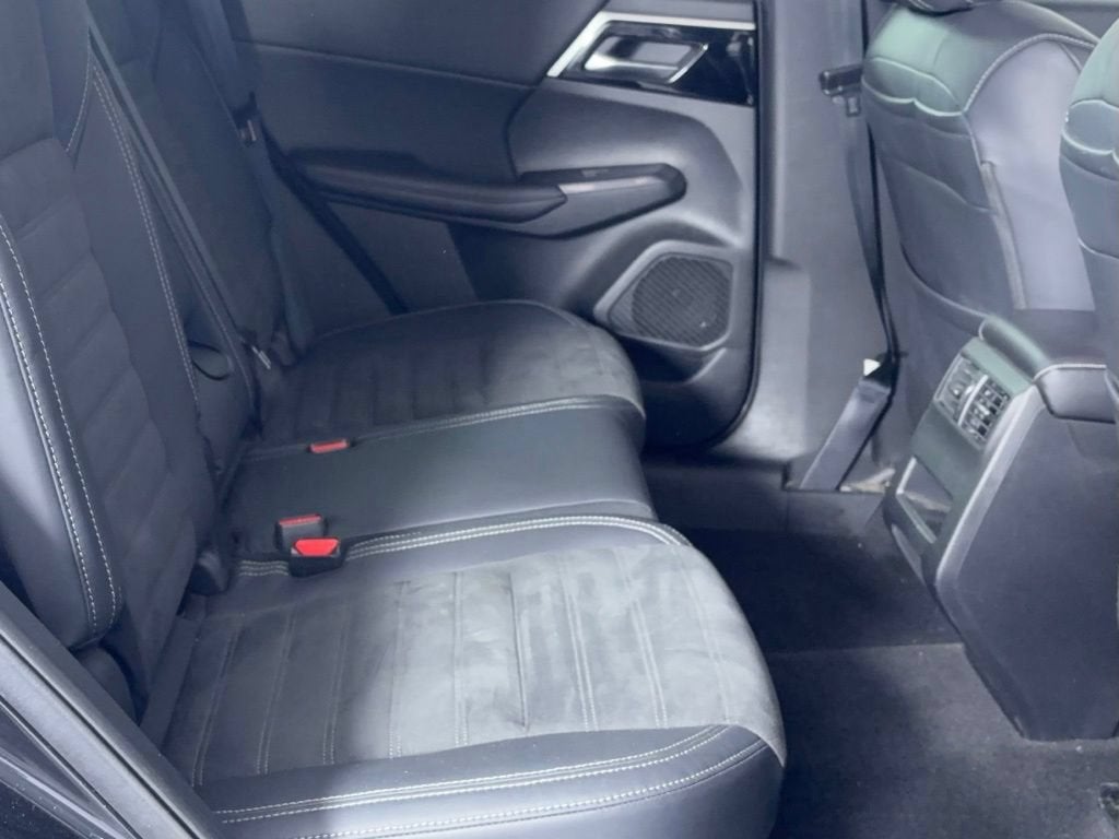 2022 Mitsubishi Outlander SE
