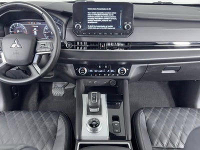 2023 Mitsubishi Outlander SEL