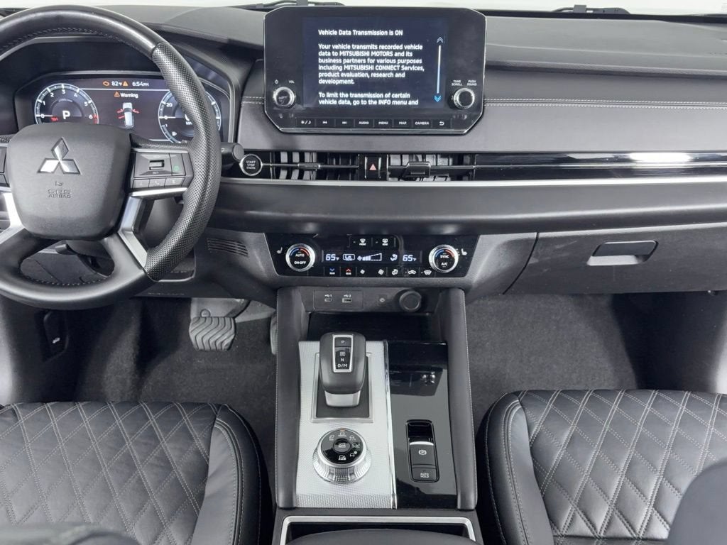 2023 Mitsubishi Outlander SEL