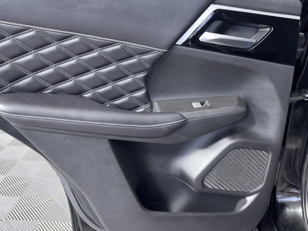 2023 Mitsubishi Outlander SEL