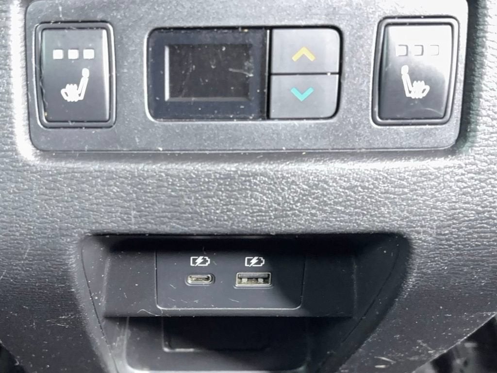 2023 Mitsubishi Outlander SEL