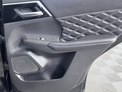 2023 Mitsubishi Outlander SEL