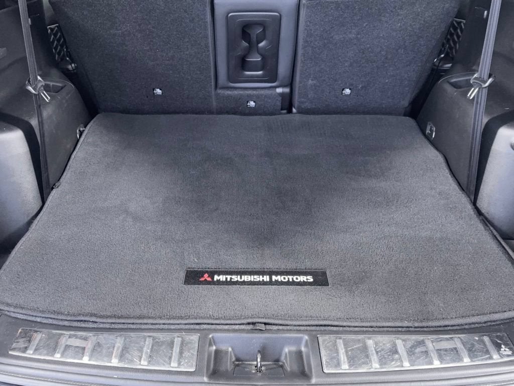 2023 Mitsubishi Outlander SEL