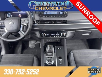 2023 Mitsubishi Outlander PHEV SE