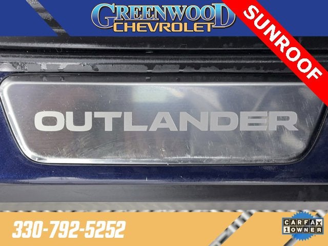 2023 Mitsubishi Outlander PHEV SE