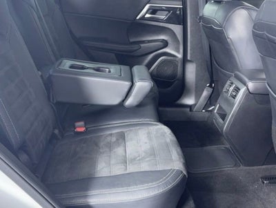 2023 Mitsubishi Outlander PHEV SE