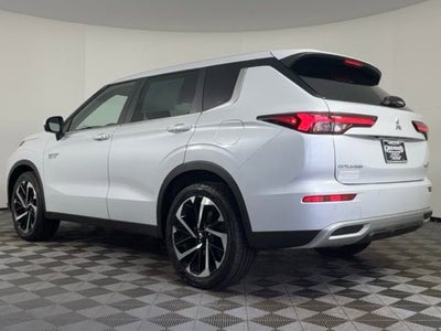 2023 Mitsubishi Outlander PHEV SE