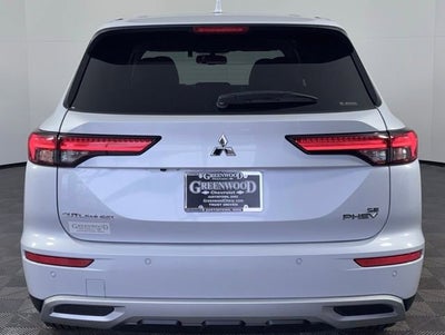 2023 Mitsubishi Outlander PHEV SE