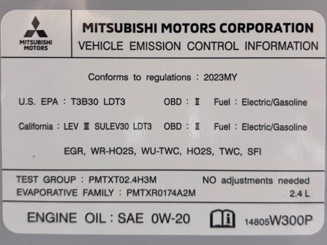 2023 Mitsubishi Outlander PHEV SE