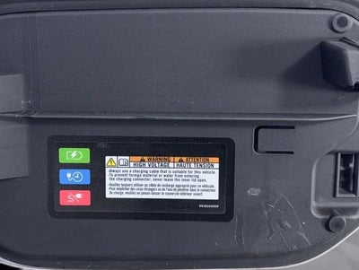 2023 Mitsubishi Outlander PHEV SE