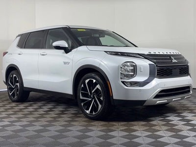 2023 Mitsubishi Outlander PHEV SE
