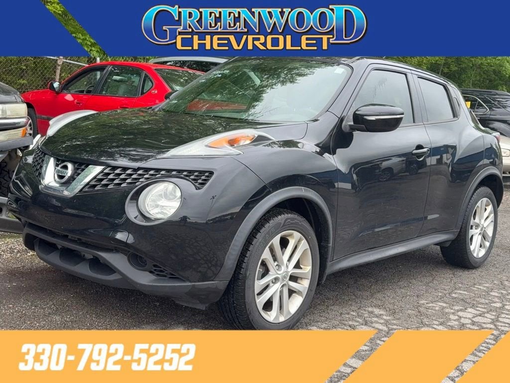 2015 Nissan Juke S FWD CVT's photo