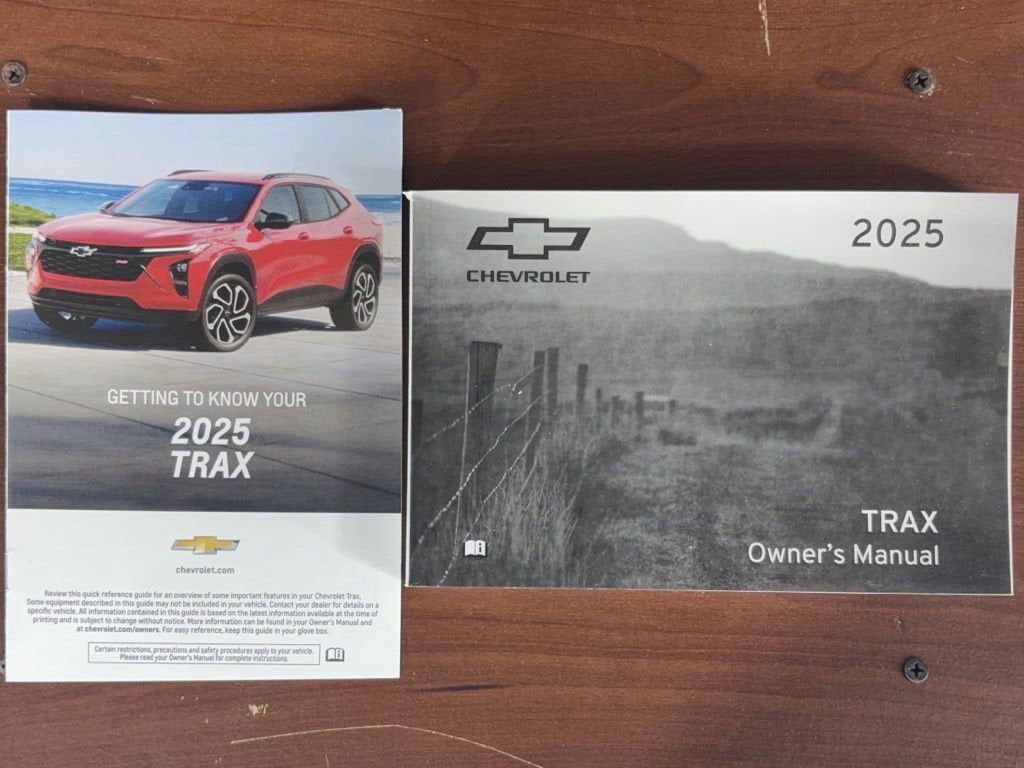 2025 Chevrolet Trax LT