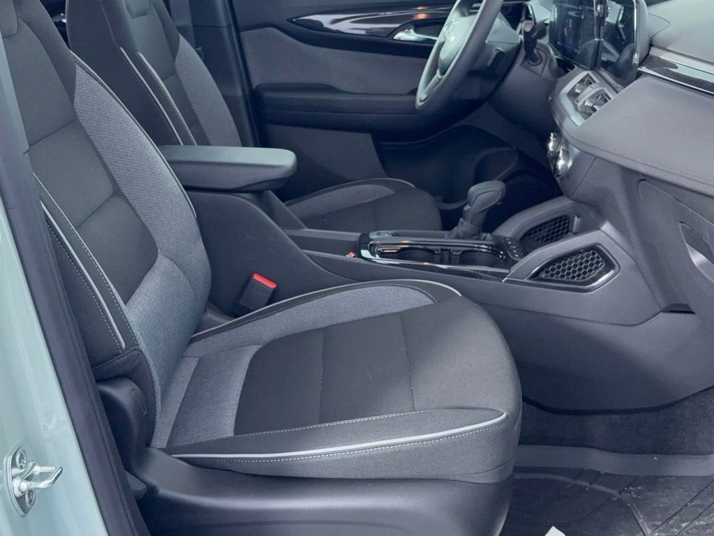 2025 Chevrolet Trailblazer LS