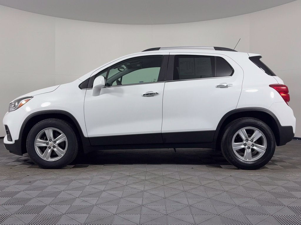 Used 2017 Chevrolet Trax LT with VIN KL7CJLSB2HB155706 for sale in Austintown, OH