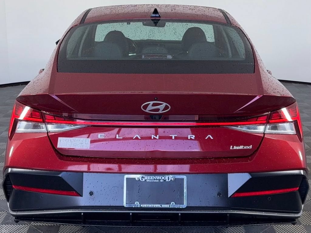 2024 Hyundai Elantra Limited