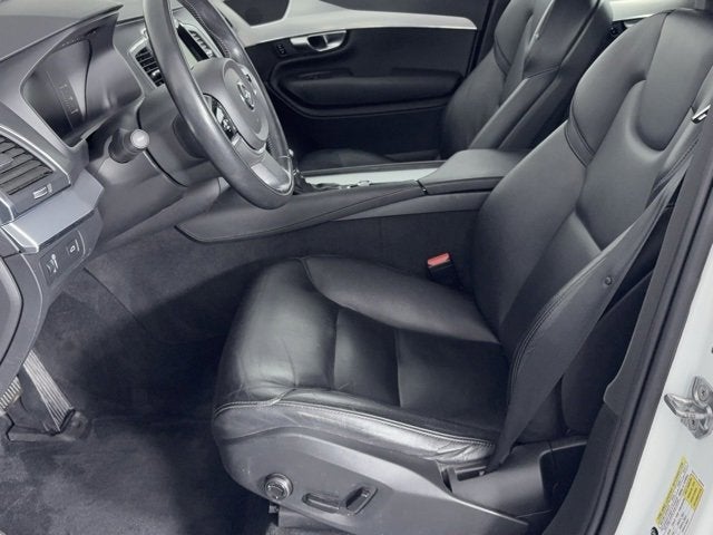 2018 Volvo XC90 Momentum