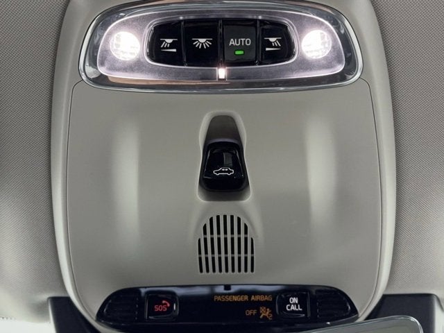 2018 Volvo XC90 Momentum