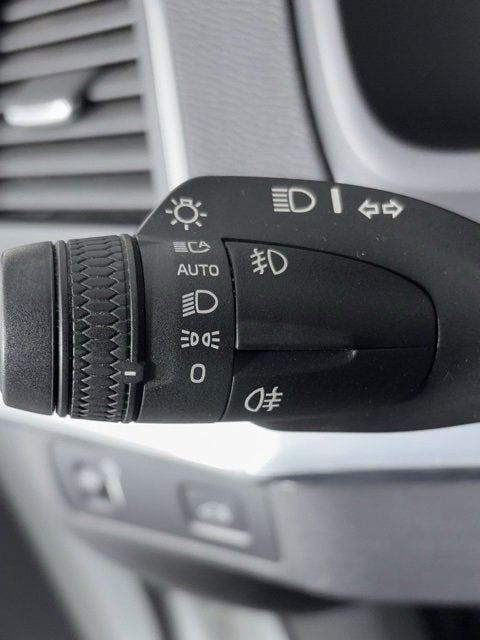 2018 Volvo XC90 Momentum