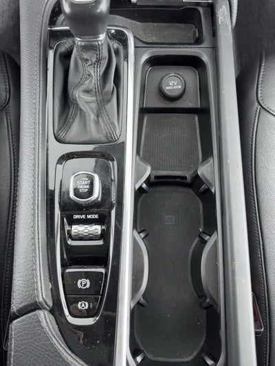 2018 Volvo XC90 Momentum